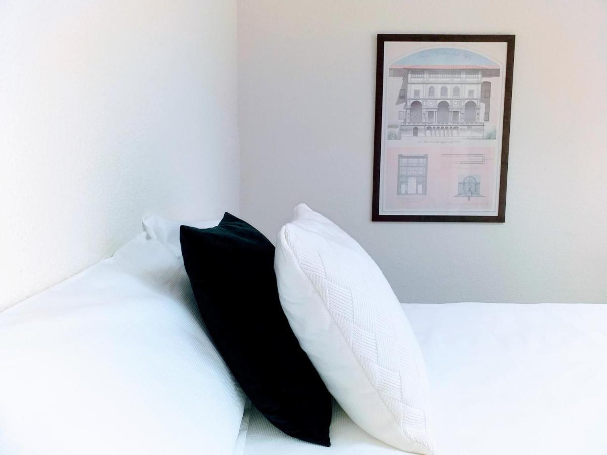 Large Apartment With Large And Sunny Terrace - Garden & Outdoor Gym , Alicante Center Esterno foto